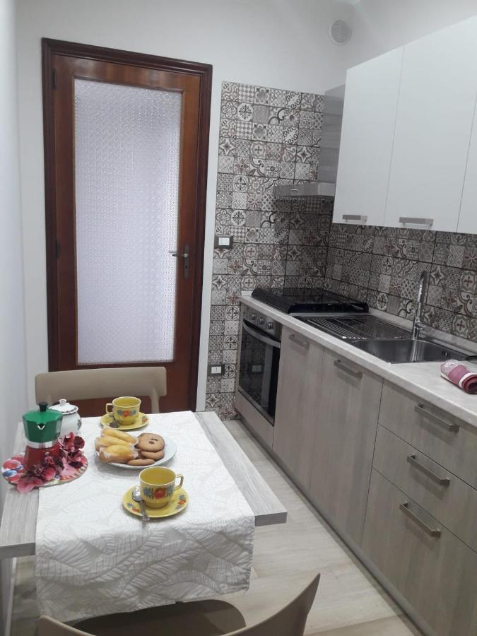 Casa Di Lucia Apartment Forza d'Agro Luaran gambar